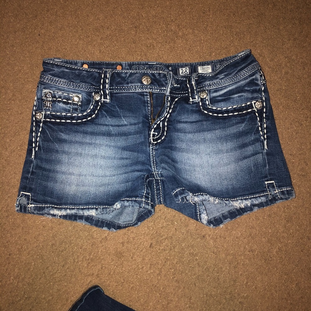 MISS ME SHORTS✨